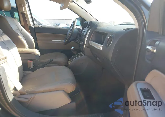 1C4NJCEA6ED853895: 43888048