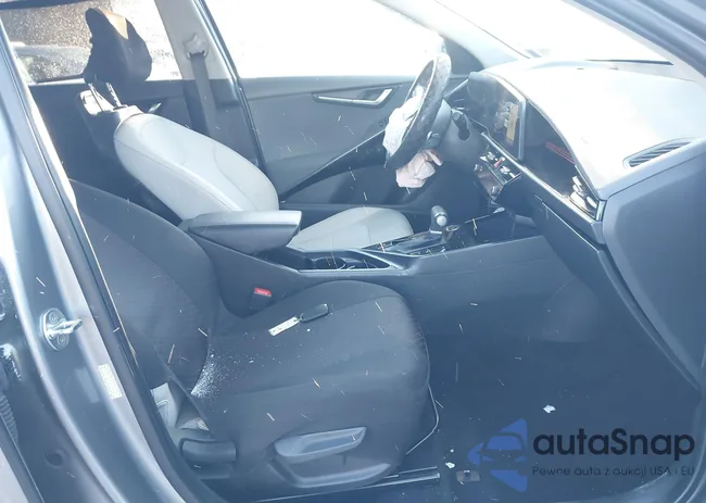 KNDCR3LE3P5046625: 43888051