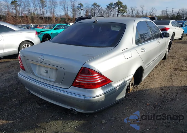 WDBNG76J34A427715: 43888075