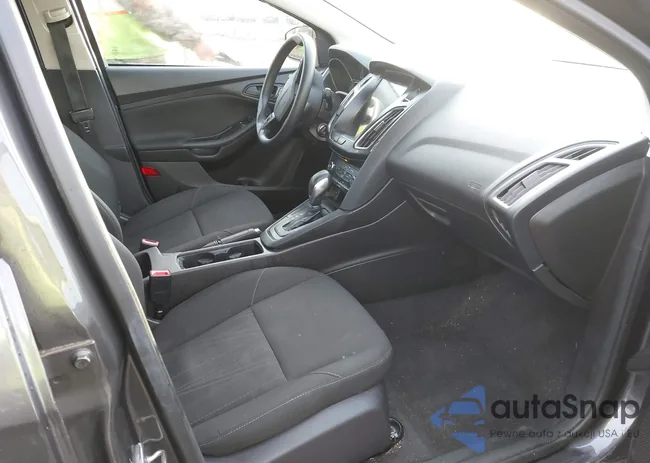 1FADP3E20GL230712: 43888126