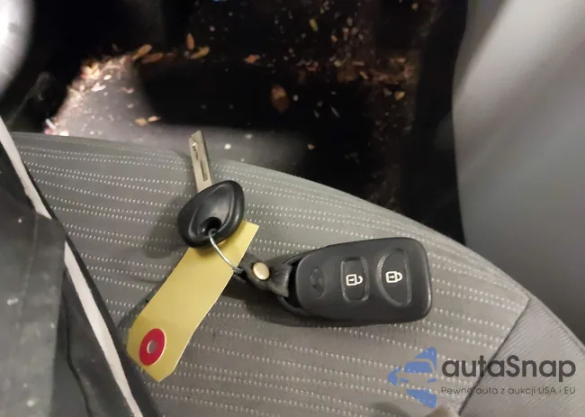 KMHCT4AE9FU937965: 43888128