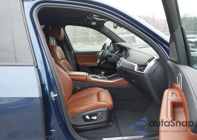 5UXTA6C02M9F86597: 43888146