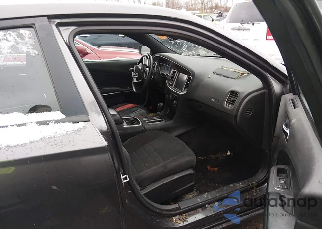 2C3CDXCT9EH334647: 43888152