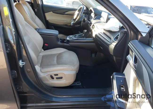 JM3TCBCY8J0210131: 43888161