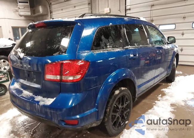 3C4PDCBB7FT588137: 43888164