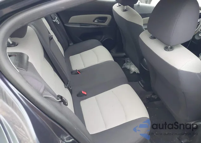 1G1PA5SG2E7467284: 43888227