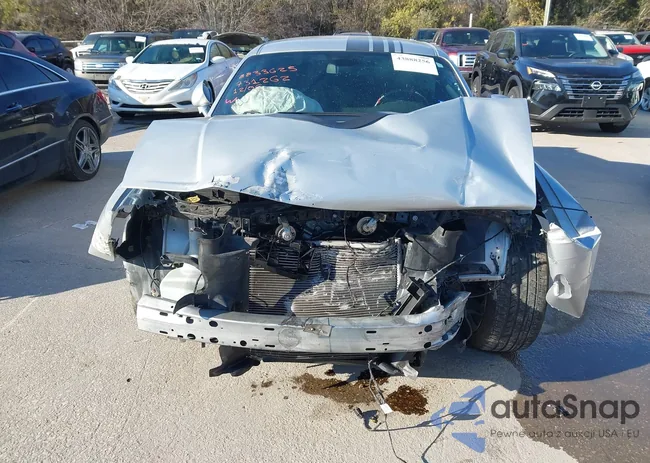 2C3CDZBT1KH731262: 43888256