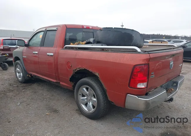 1D3HV18TX9S814268: 43888290