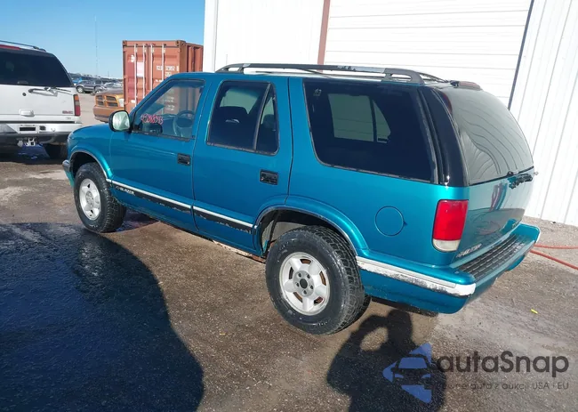 1GNDT13W2T2139786: 43888343