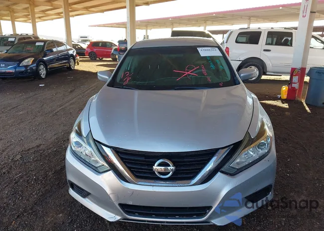 1N4AL3APXHC482212: 43888362