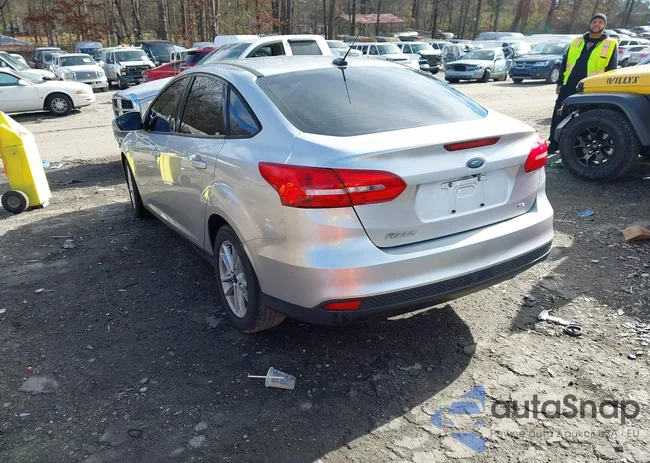 1FADP3F22HL281726: 43888428