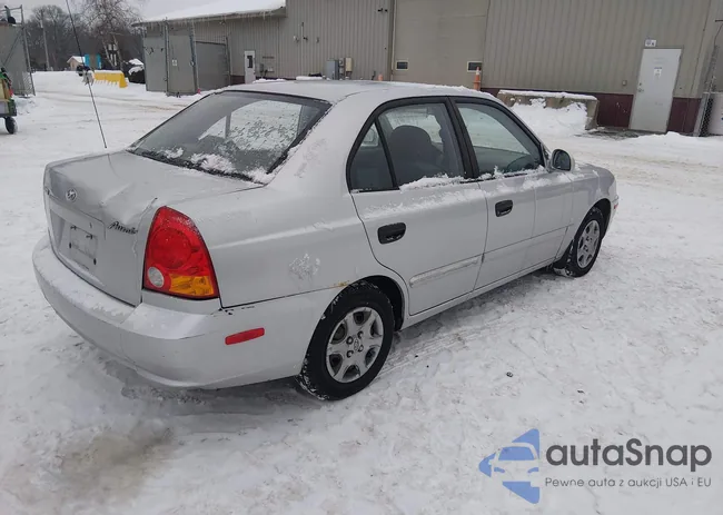 KMHCG45C83U495639: 43887442