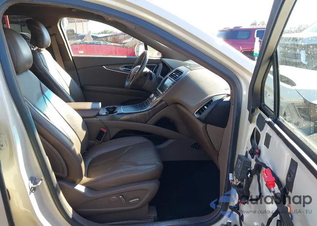 2LMTJ6LR2GBL40847: 43887444