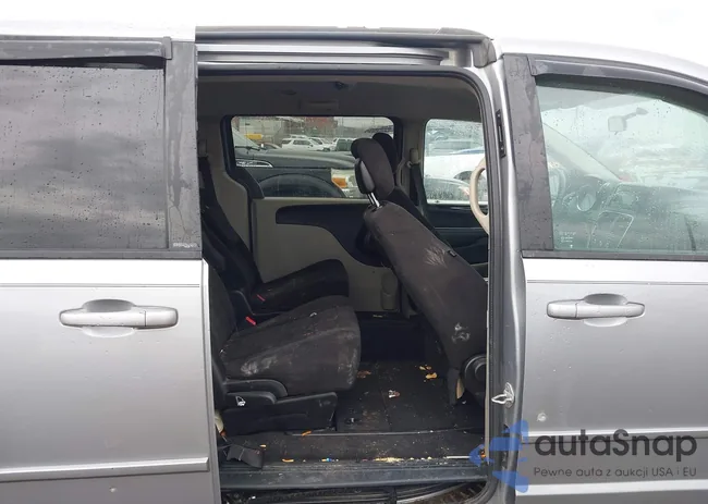 2C4RDGCG3DR738917: 43887501