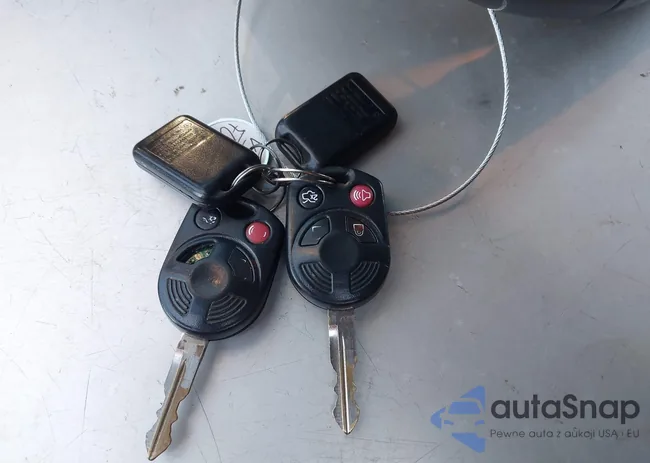 1FMJK1K59BEF00737: 43887553