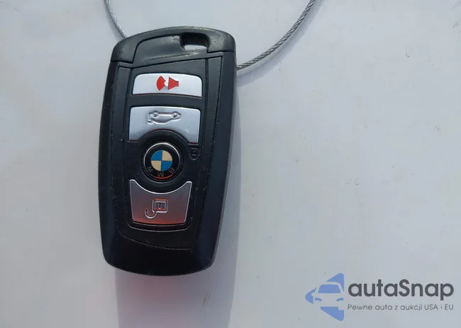 WBAXG5C58DD231125: 43887581