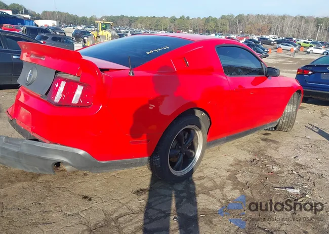 1ZVBP8AM4C5280823: 43887615