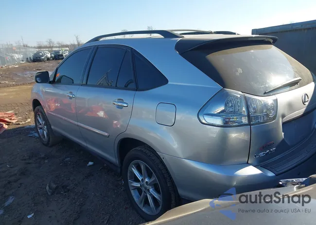 2T2HK31UX9C106468: 43887660