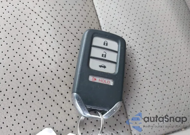 1HGCR2F87DA205053: 43887674