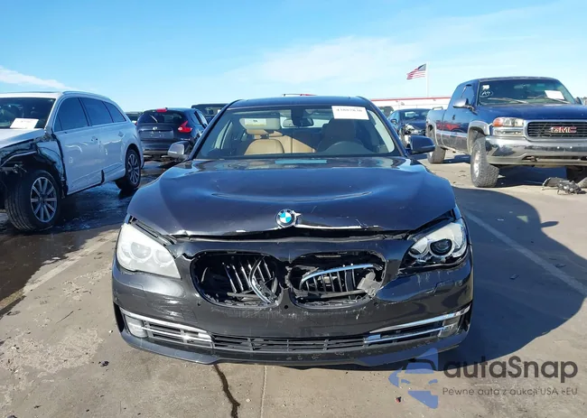 WBAYA8C58ED825030: 43887830