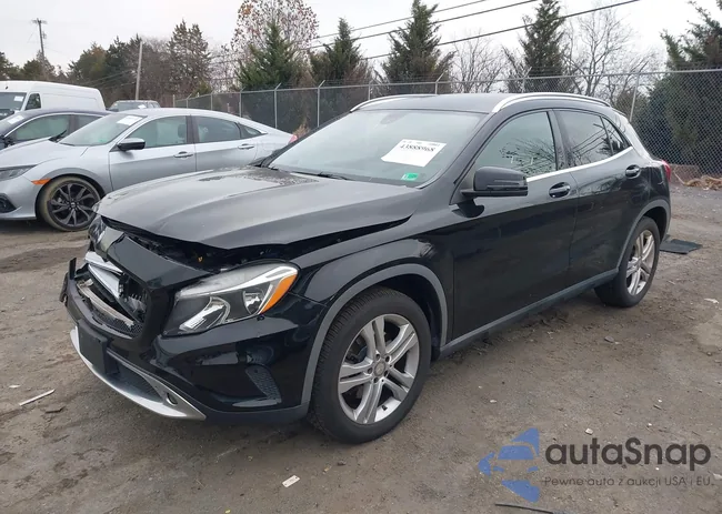 WDCTG4GB8FJ129589: 43888968