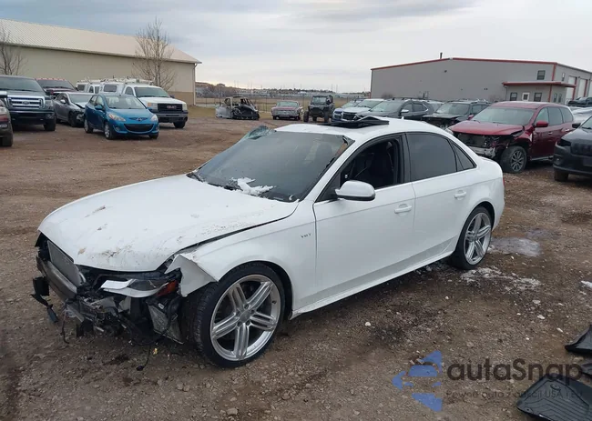 WAUBGAFLXCA115079: 43889060