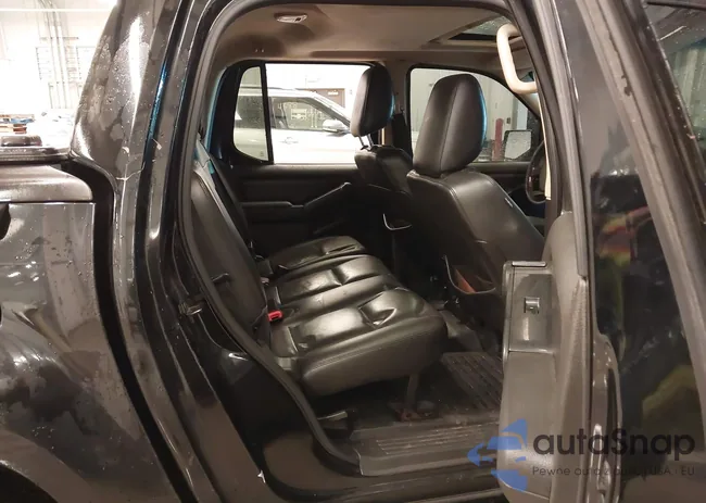 1FMEU2DE3AUF08061: 43889076