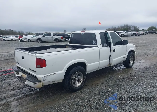 1GCCS1951Y8238822: 43889080