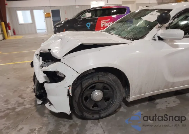 2C3CDXAG0FH806239: 43889154