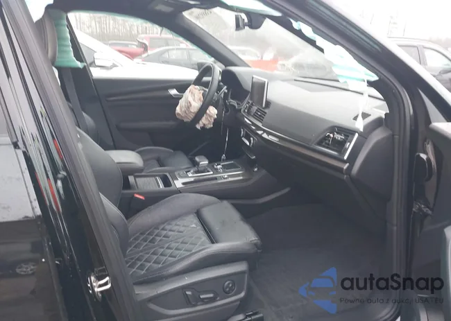 WA1C4AFY0K2097223: 43889200