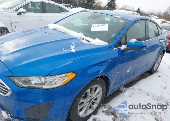 3FA6P0HD6LR109229: 43889241