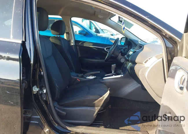 3N1AB7AP9KY402419: 43889301