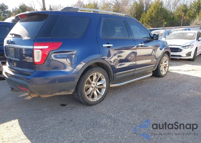 1FMHK8F88BGA32421: 43889334