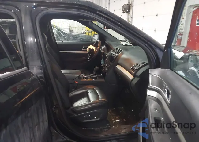 1FM5K8D80HGD32825: 43888499