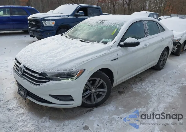 3VWN57BU1MM038370: 43888556