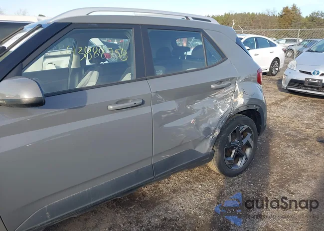 KMHRC8A36MU083367: 43888758