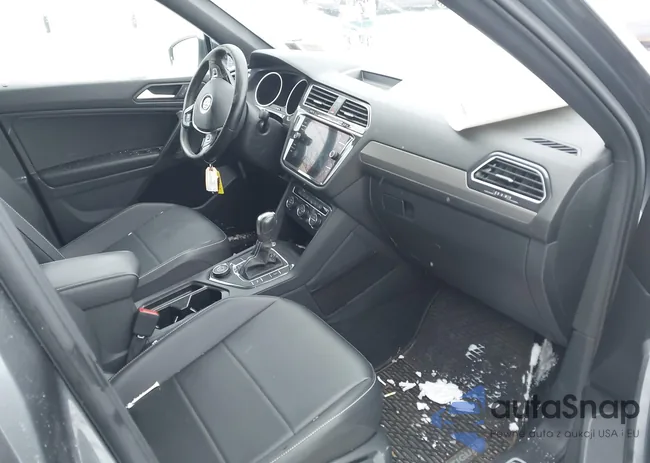 3VV2B7AX3MM117728: 43888769