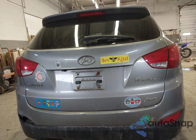 KM8JUCAC4AU061053: 43888788