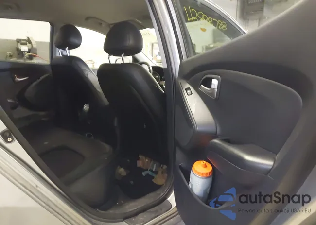 KM8JUCAC4AU061053: 43888788