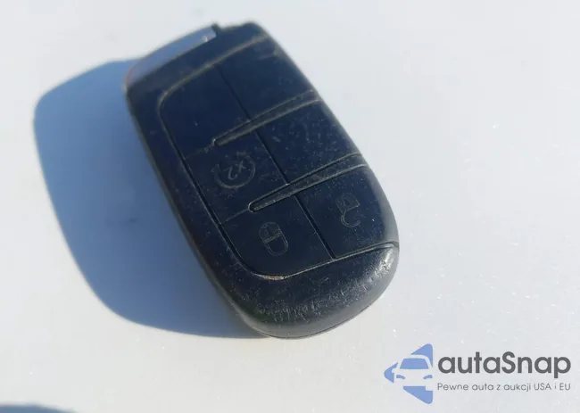 3C4PDDBG3DT681431: 43888826