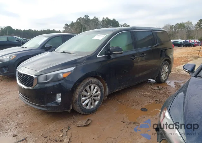 KNDMC5C14J6373129: 43889854