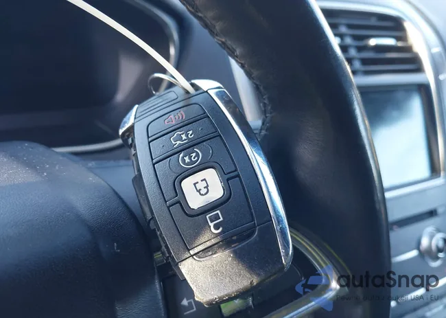 2LMPJ8K90KBL40532: 43889929