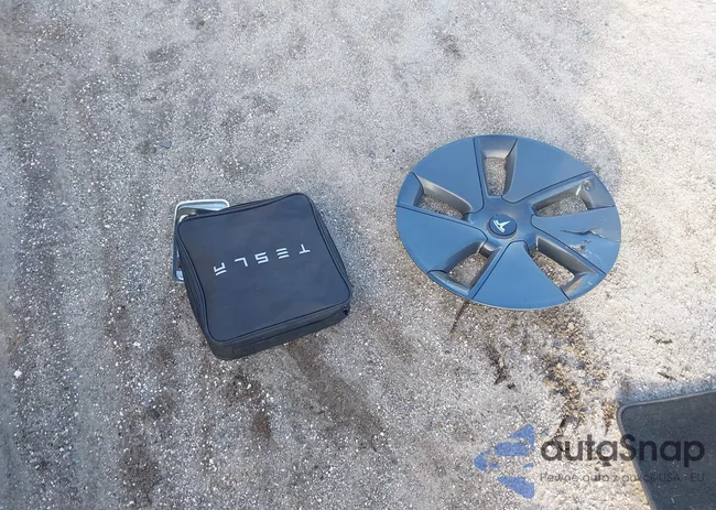 5YJ3E1EA3MF085932: 43890053