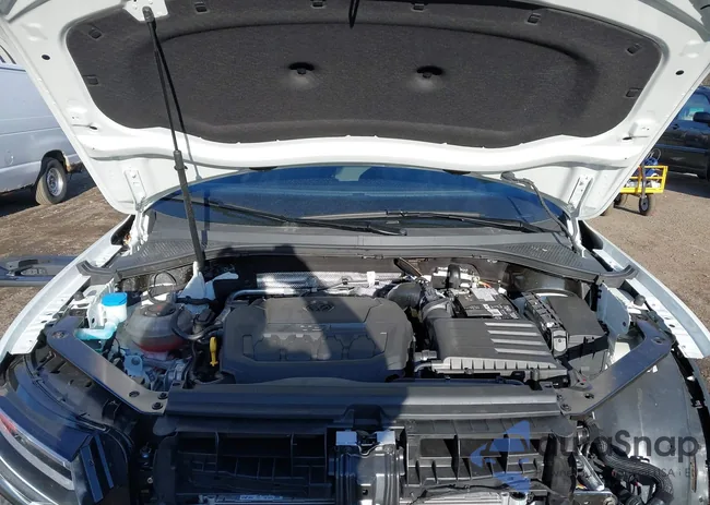 3VV8B7AX5RM197406: 43890145