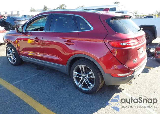 5LMTJ2AH5FUJ03564: 43890218