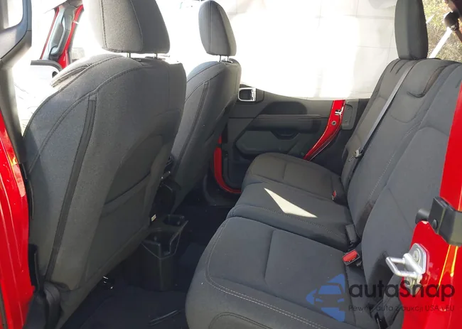 1C4PJXEN3TW185445: 43890299