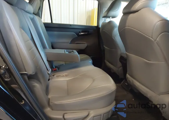 5TDGZRBHXMS153905: 43890306