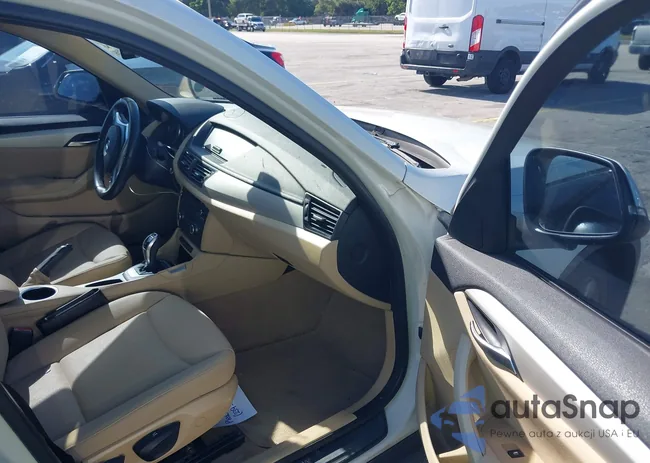 WBAVM1C50EVW46976: 43889452