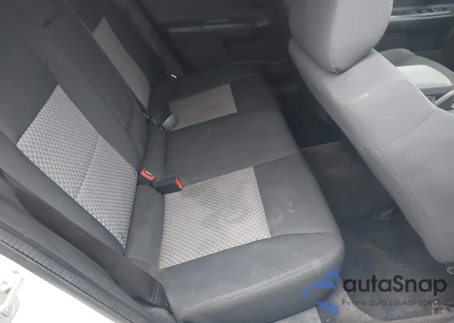 1B3LC46B29N569857: 43889486