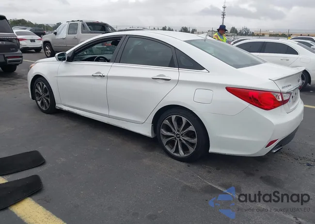 5NPEC4AB6EH837124: 43889588